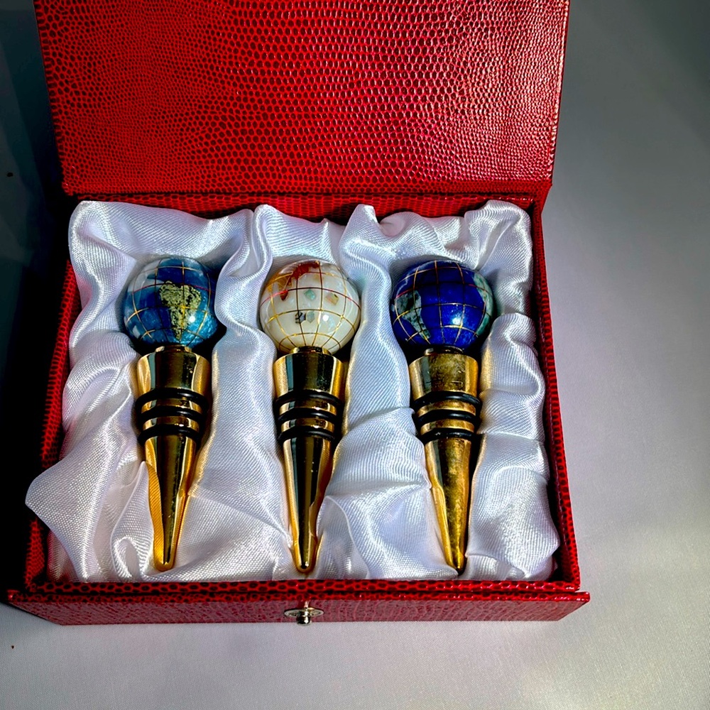 Gemstone Vintage Glass Globe wine Bottle Stoppers